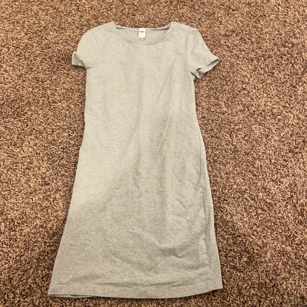 Grey form fitting dress size M